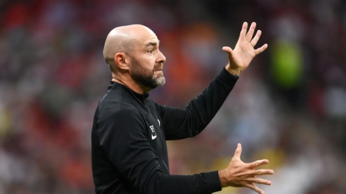 سانشيز يقود منتخب البحرين لكرة القدم خلفاً لتالاييتش