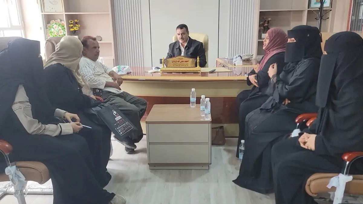 الداؤودي يؤكد دعم المرأة بالبريقة ويقر تشكيل سكرتارية لها