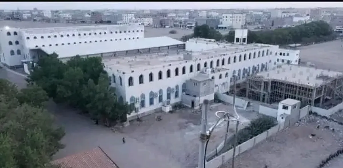لحج: إخلاء دار حديث سلفية بالفيوش خشية هجوم محتمل